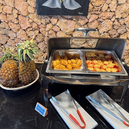 Tiki Beach Club & Resort (Adults Only) 브웨주 외부 사진