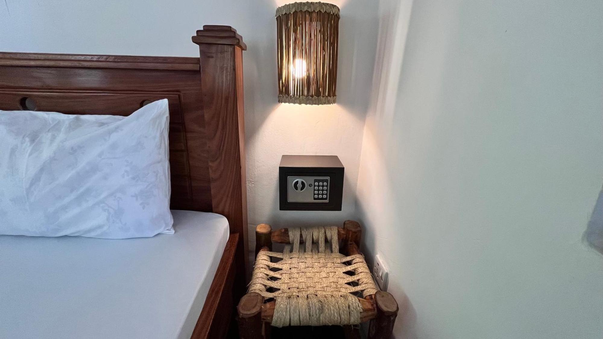 Tiki Beach Club & Resort (Adults Only) 브웨주 외부 사진